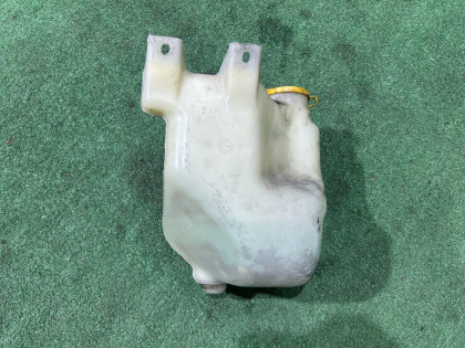 玻璃水壶 SUBARU LEGACY OEM 86610AE010 BHE BH9 BH5 BE5 BE9 BEE 2002 EJ208 MT5