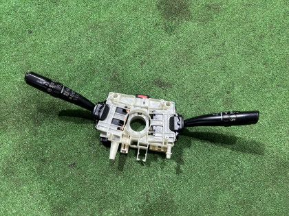 สวิตช์ก้านคอพวงมาลัย оптитрон SUBARU LEGACY OEM 83111AE510 BHE BH9 BH5 BE5 BE9 BEE 2002 EJ208 MT5