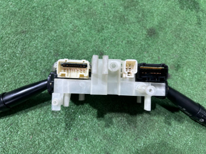สวิตช์ก้านคอพวงมาลัย оптитрон SUBARU LEGACY OEM 83111AE510 BHE BH9 BH5 BE5 BE9 BEE 2002 EJ208 MT5