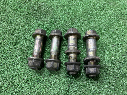 น็อตปรับศูนย์ล้อหน้า 20540AA090, 20540AA100 SUBARU LEGACY