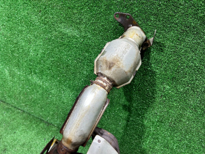 Exhaust manifold SUBARU LEGACY OEM 44101AE070 BE5 2002 EJ208 MT5