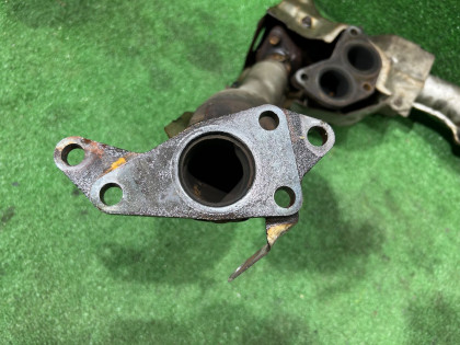 Exhaust manifold SUBARU LEGACY OEM 44101AE070 BE5 2002 EJ208 MT5