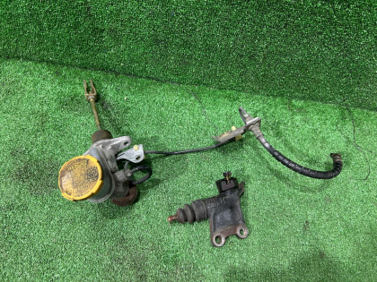 แม่ปั๊มคลัตช์บน Свап SUBARU LEGACY OEM 37230AE020 30620AA012 BE5 2002 EJ208 MT5