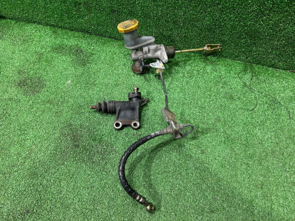 แม่ปั๊มคลัตช์บน Свап SUBARU LEGACY OEM 37230AE020 30620AA012 BE5 2002 EJ208 MT5