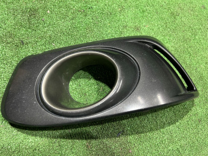 Right fog light surround cover SUBARU LEGACY OEM 57731AE600 BE5 2002 BLUE 14L,11K