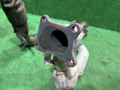 排气歧管 SUBARU LEGACY OEM 44179AE030 44102AE080 BE5 BH5 2002 EJ208 MT5