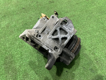 Компрессор кондиционера SUBARU LEGACY OEM 73111AE080 BE5 2002 EJ208 MT5