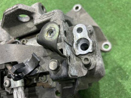 Компрессор кондиционера SUBARU LEGACY OEM 73111AE080 BE5 2002 EJ208 MT5