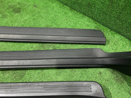 スカッフプレート черные SUBARU LEGACY OEM 94060AE000ML 94060AE010ML 94061AE120ML 94061AE010ML BE5 BE9 BEE 2002 BLUE 14L,11K