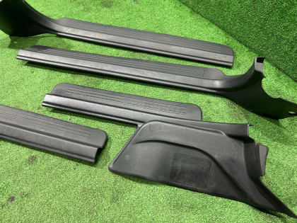 スカッフプレート черные SUBARU LEGACY OEM 94060AE000ML 94060AE010ML 94061AE120ML 94061AE010ML BE5 BE9 BEE 2002 BLUE 14L,11K