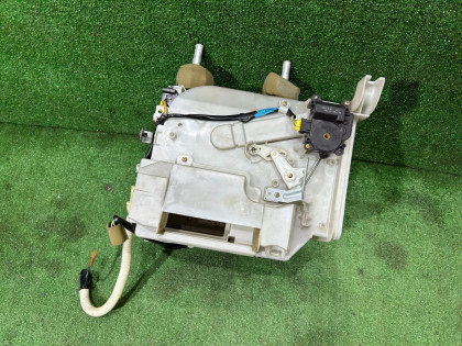 暖风机 SUBARU LEGACY OEM 72110AE000 BHE BH9 BH5 BE5 BE9 BEE 2002 EJ208 MT5