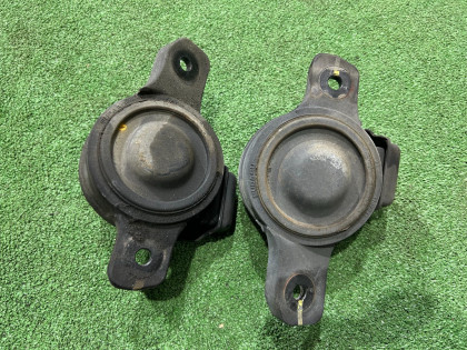 ยางแท่นเครื่อง 41022AE001 41022AE011 SUBARU LEGACY