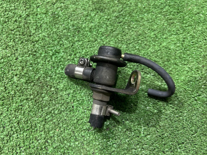ตัวปรับแรงดันน้ำมันเชื้อเพลิง SUBARU LEGACY OEM 22670AA261 BE5 2002 EJ208 MT5