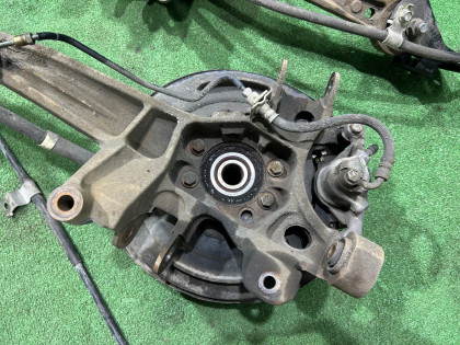 后轮毂 SUBARU LEGACY OEM 28462AE011 28474AE000 20252AE001 26700AE030 BHE BH9 BH5 BE5 BE9 BEE 2002 EJ208 MT5