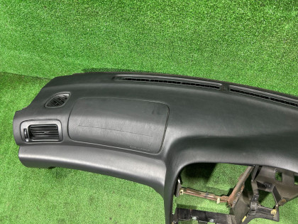 ダッシュボード черная SUBARU LEGACY OEM 66045AE000ML BE5 2002 BLUE 14L,11K