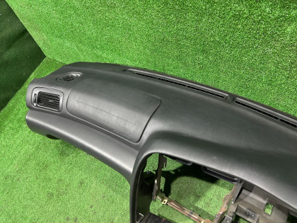 ダッシュボード черная SUBARU LEGACY OEM 66045AE000ML BE5 2002 BLUE 14L,11K