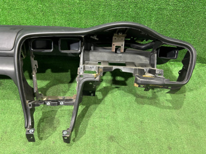ダッシュボード черная SUBARU LEGACY OEM 66045AE000ML BE5 2002 BLUE 14L,11K