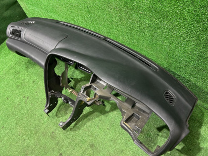 ダッシュボード черная SUBARU LEGACY OEM 66045AE000ML BE5 2002 BLUE 14L,11K