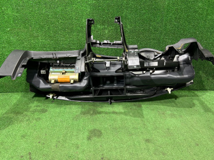 ダッシュボード черная SUBARU LEGACY OEM 66045AE000ML BE5 2002 BLUE 14L,11K