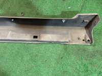 Embaladeira esquerda цвет 8L5 SUBARU LANCASTER OEM 91111AE090MF BH9 2000 beige 8L5