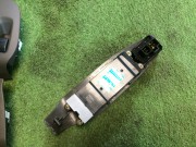 车窗控制模块 SUBARU LANCASTER OEM 83071AE060, 83071AE040 BHE 2000 EZ30