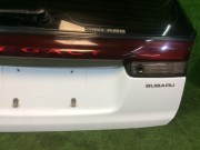 バックドア SUBARU LEGACY OEM 61700AC000 BG5 1997 white 51E