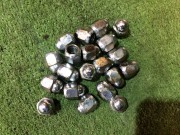น็อตล้อ 23141GA462, 23141GA461, 28101SA000 SUBARU LEGACY