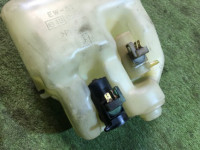 ウォッシャータンク SUBARU LEGACY OEM 86610AC000 86610FC000 BG9 1995 EJ25D