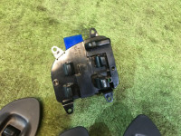 Блок управления стеклоподъемниками SUBARU LEGACY OEM 83081AC000 83081AC020 BG9 1995 EJ25D