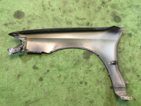 Aleta delantera derecha SUBARU LEGACY OEM 57110AC000 BG9 1995 Black 47A