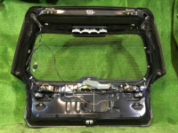 Porta da bagageira SUBARU LEGACY OEM 61700AC000 BG9 1995 Black 47A