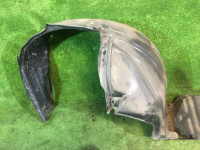 ซุ้มล้อหน้าซ้าย SUBARU LEGACY OEM 59110AC010 59110AC150 BG9 1995 Black 47A