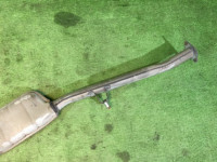 ท่อไอเสียท่อนกลาง SUBARU LEGACY OEM 44200AC080 BG9 1995 EJ25D