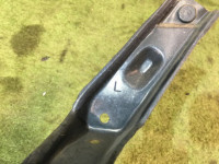 Suporte esquerdo do para-choques dianteiro SUBARU LEGACY OEM 57714AC050 BG5 1997 Silver 406