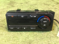 エアコンコントロールユニット SUBARU LANCASTER OEM 72311AE170 BHE 2002 EZ30