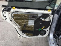 Porta traseira esquerda SUBARU LANCASTER OEM 60400AE430 BHE 2002 white pearl 07C