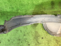 Pasarruedas delantero derecho SUBARU LANCASTER OEM 59110AE020 BHE 2002 white pearl 07C