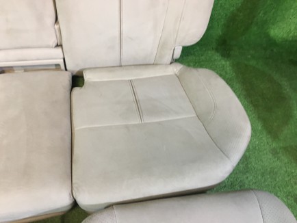 Seat set SUBARU LANCASTER OEM 64010AE721GE 64011AE520GE 64010AE731GE 64221AE130GE 64231AE360GE BHE 2002 white pearl 07C
