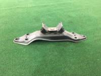 คานรองเกียร์ 41011AG010 41011AG011 SUBARU OUTBACK