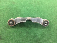 Soporte del diferencial 41310AG021 41310AG022 SUBARU OUTBACK