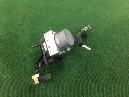 กล่อง ABS 27594AG060 SUBARU OUTBACK
