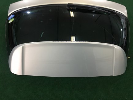 Portón trasero SUBARU OUTBACK OEM 60809AG0029P, 60809AG0039P, 96031AG000GA, 84261AG142GA, 84261AG143GA BP9 2005 gold 39J