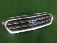 Grelha do radiador SUBARU OUTBACK OEM 91121AG020 91121AG021 91121AG021 BP9 2005 gold 39J