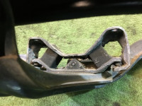 คานรองเกียร์ธรรมดา SUBARU LANCASTER OEM 41021FC010 41021AC470 41021AC330 BH9 1998 EJ254