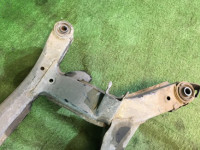 Travessa задняя SUBARU LANCASTER OEM 20152AE000 20152AE001 BH9 1998 EJ254