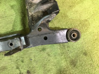 Travessa задняя SUBARU LANCASTER OEM 20152AE000 20152AE001 BH9 1998 EJ254