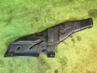 Воздухозаборник SUBARU LANCASTER OEM 46012AE070 BH9 1998 EJ254
