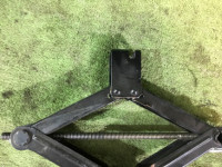 Jack SUBARU LANCASTER OEM 97030AC061 BH9 1998