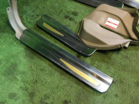 Embellecedores de faldón SUBARU LANCASTER OEM 94060AE010GE 94060AE000GE  94061AE000GE  94061AE010GE BH9 1998 Beige 8L5