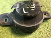 ยางแท่นเครื่องซ้าย SUBARU LANCASTER OEM 41022AE030 41022AE031 BH9 1998 EJ254